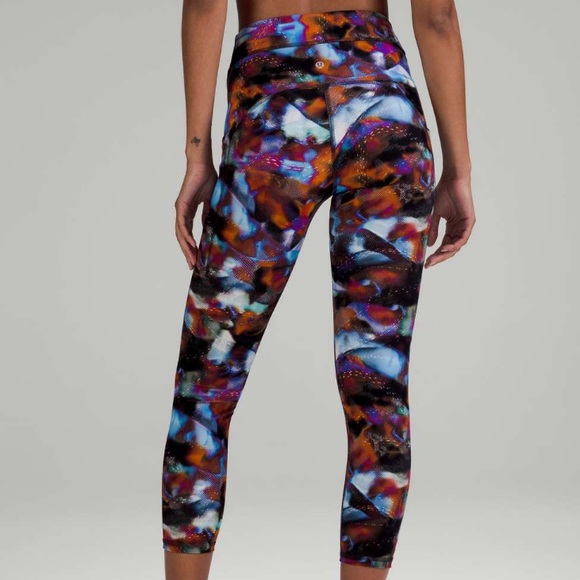 NWT Lululemon Power Thru High-Rise Tight 25" - Picture 3 of 8